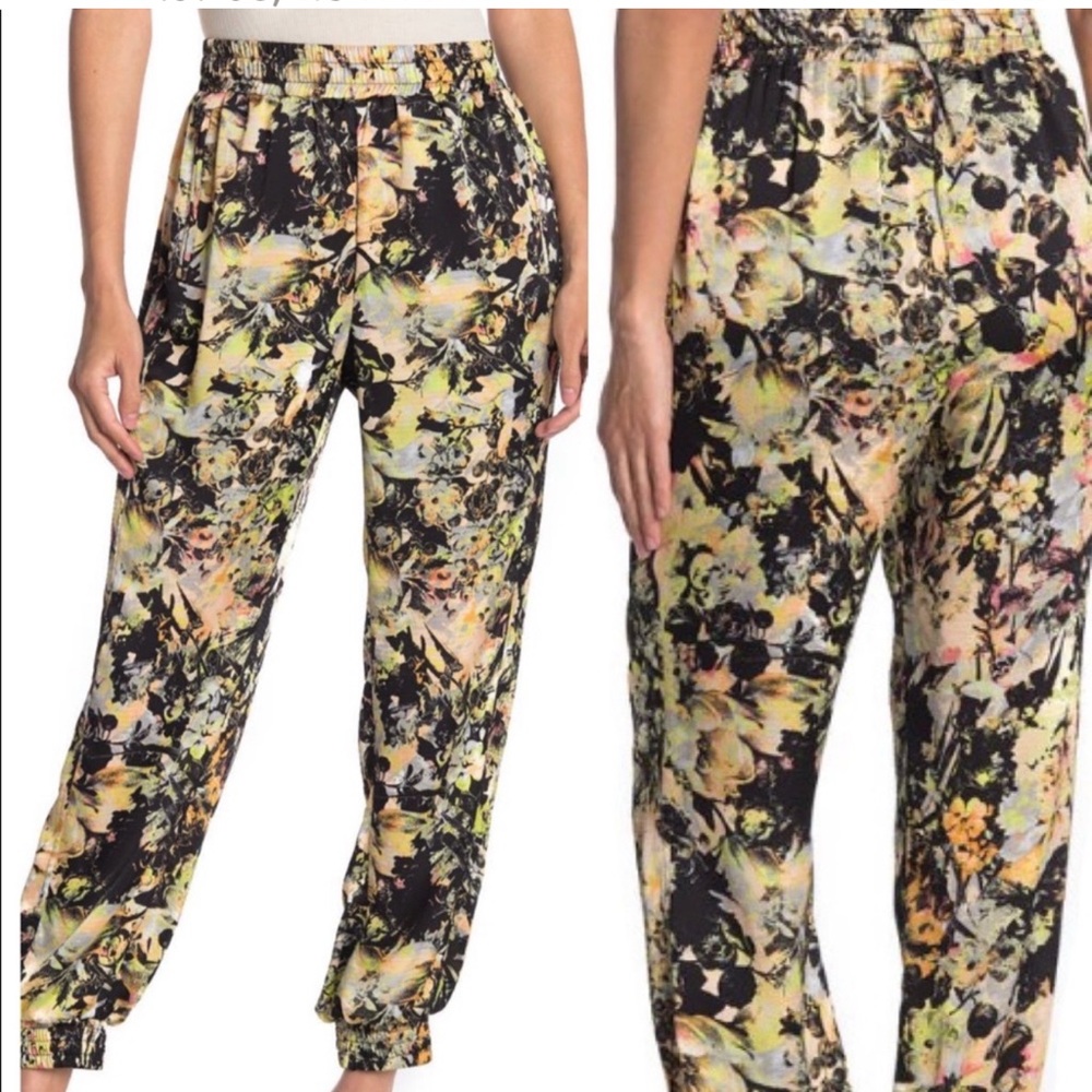 NEW BCBGMaxAzria Abstract Floral Joggers-XL
